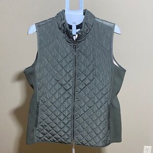 Market & Spruce Olive Green Quilted Vest